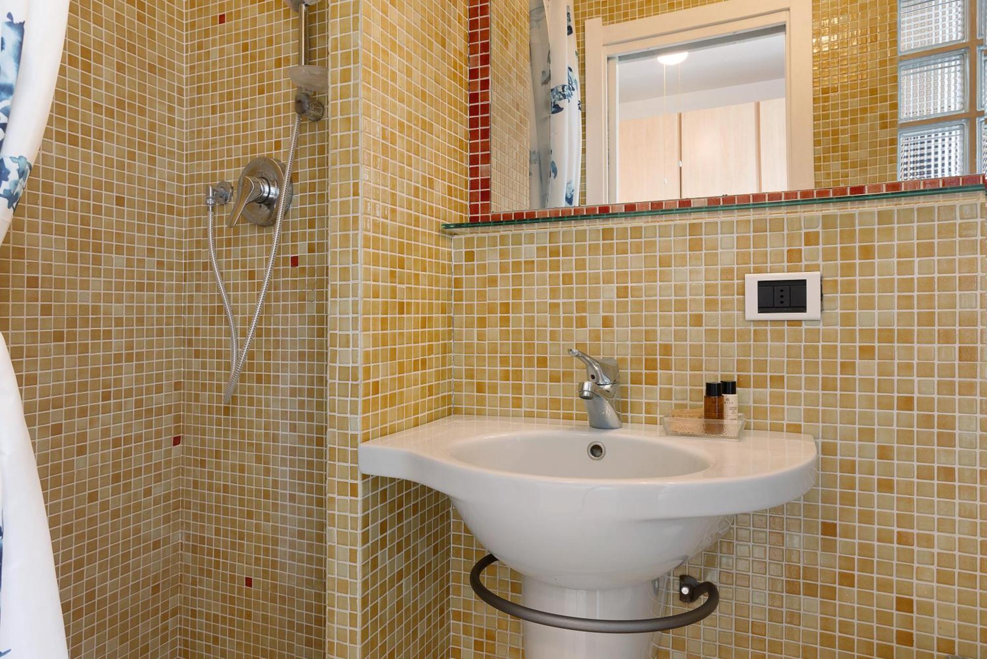 Comfort Apartment - Duomo, San Siro Milaan Buitenkant foto